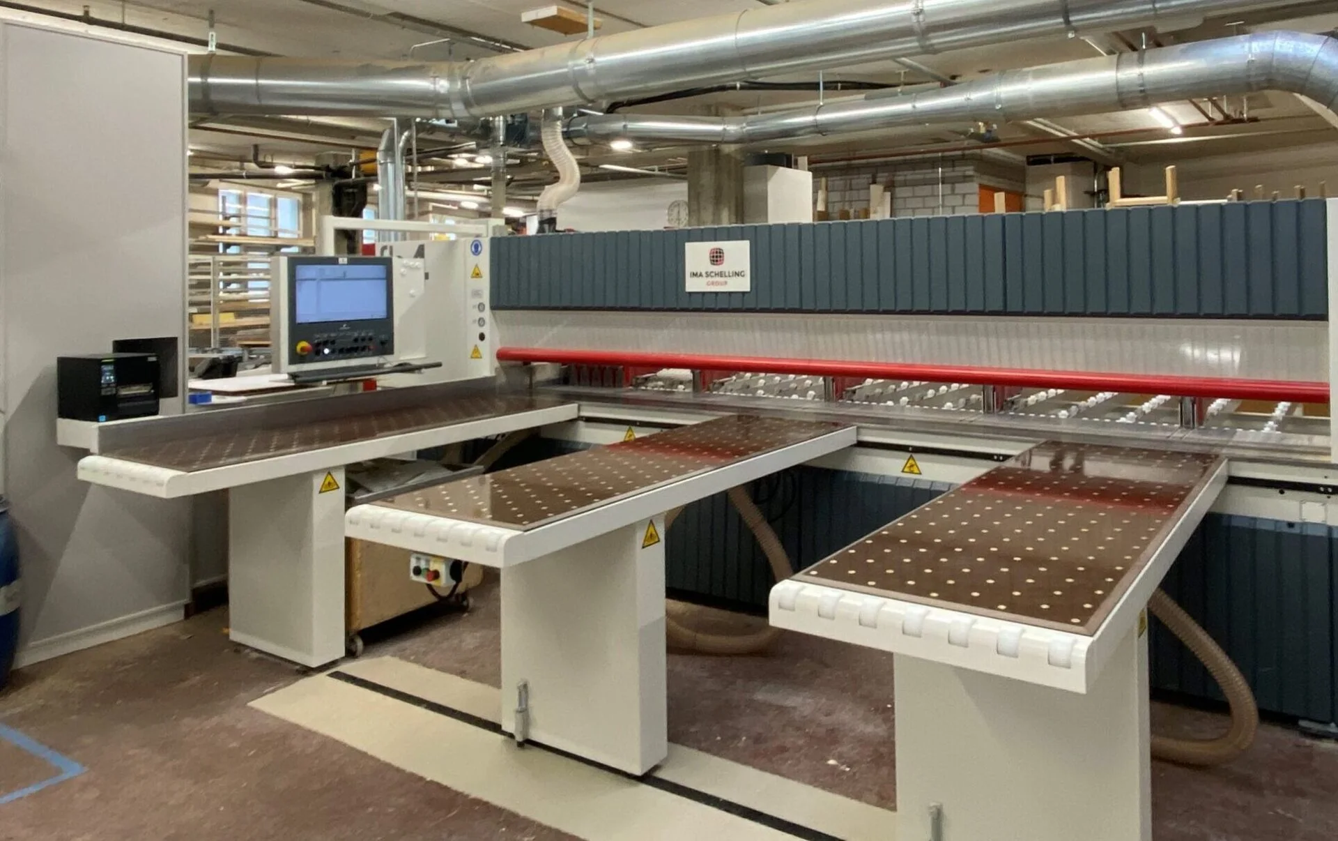 Plattenaufteilsäge von IMA-Schelling bei Schnüriger AG